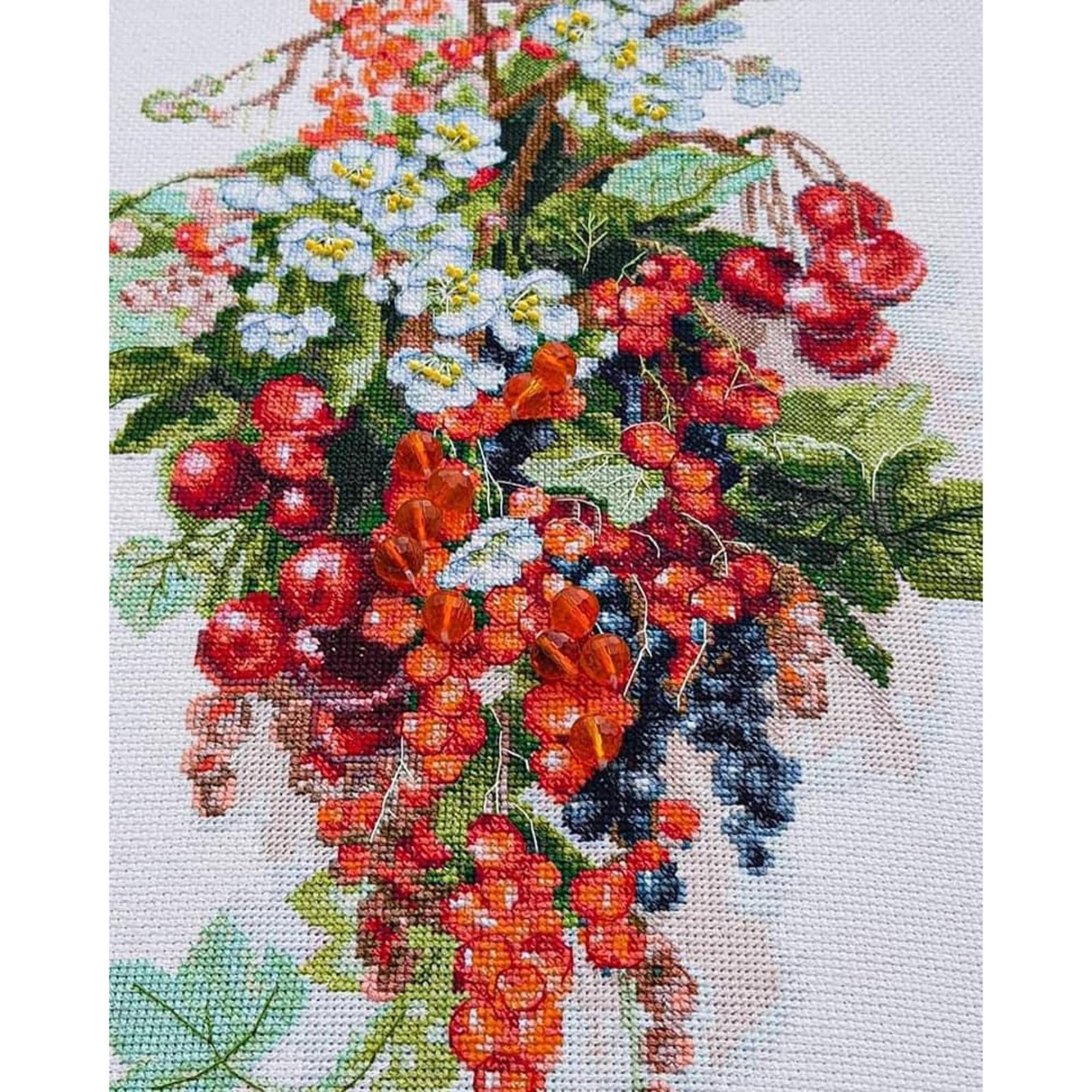 Charivna Mit Cross Stitch Kit Sweet Berry